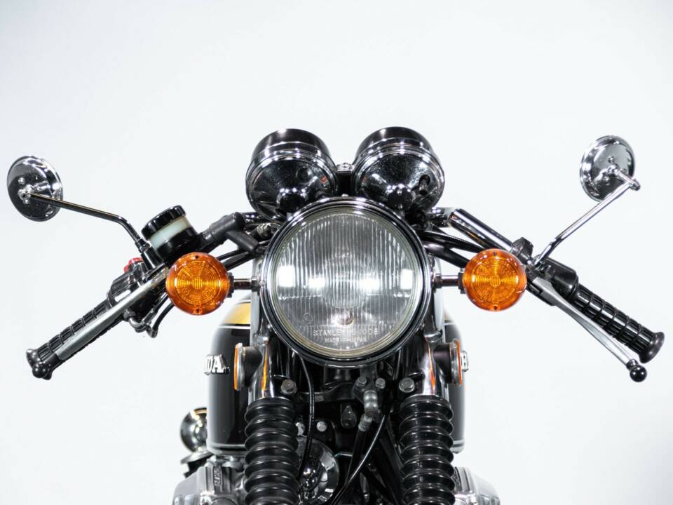 Bild 31/50 von Honda CB 750 Four (1973)
