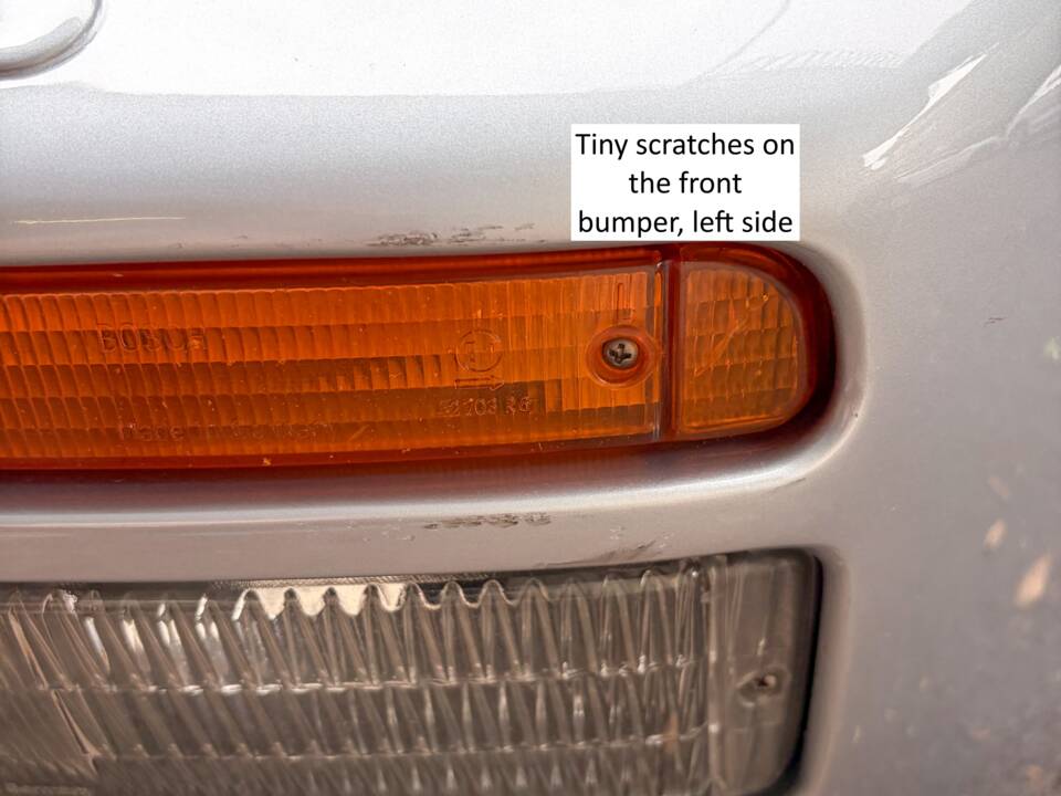 Image 89/98 of Porsche 944 Turbo S (1988)