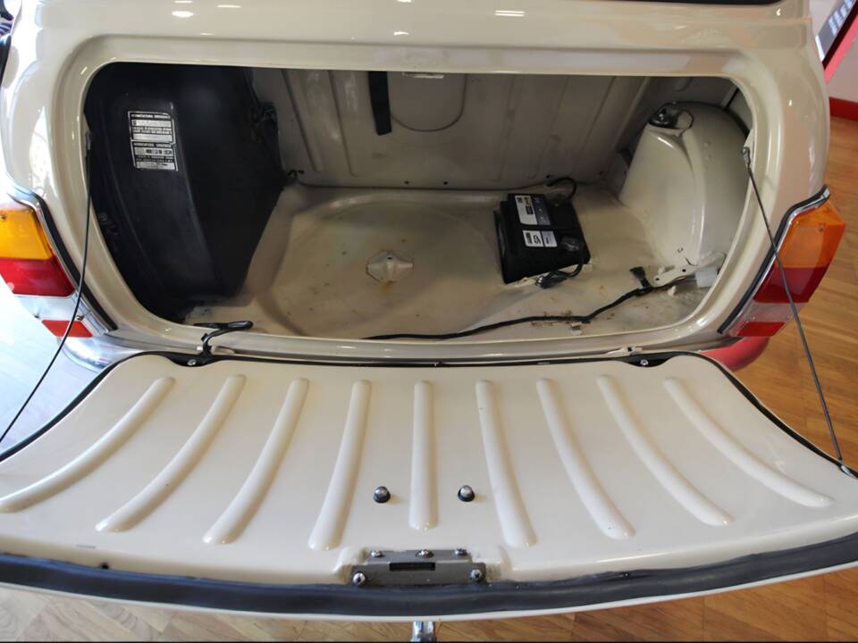 Image 42/51 de Innocenti Mini Cooper (1970)