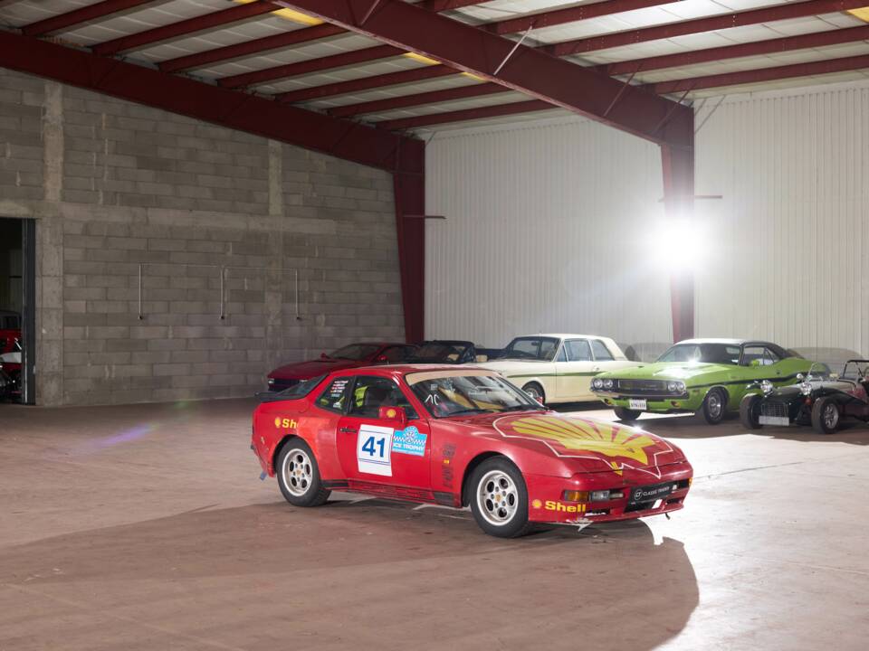 Image 4/38 of Porsche 944 (1985)