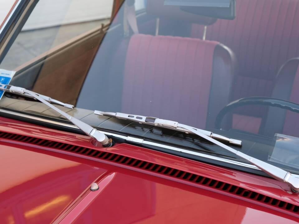 Image 41/59 de Saab 96 V4 (1971)