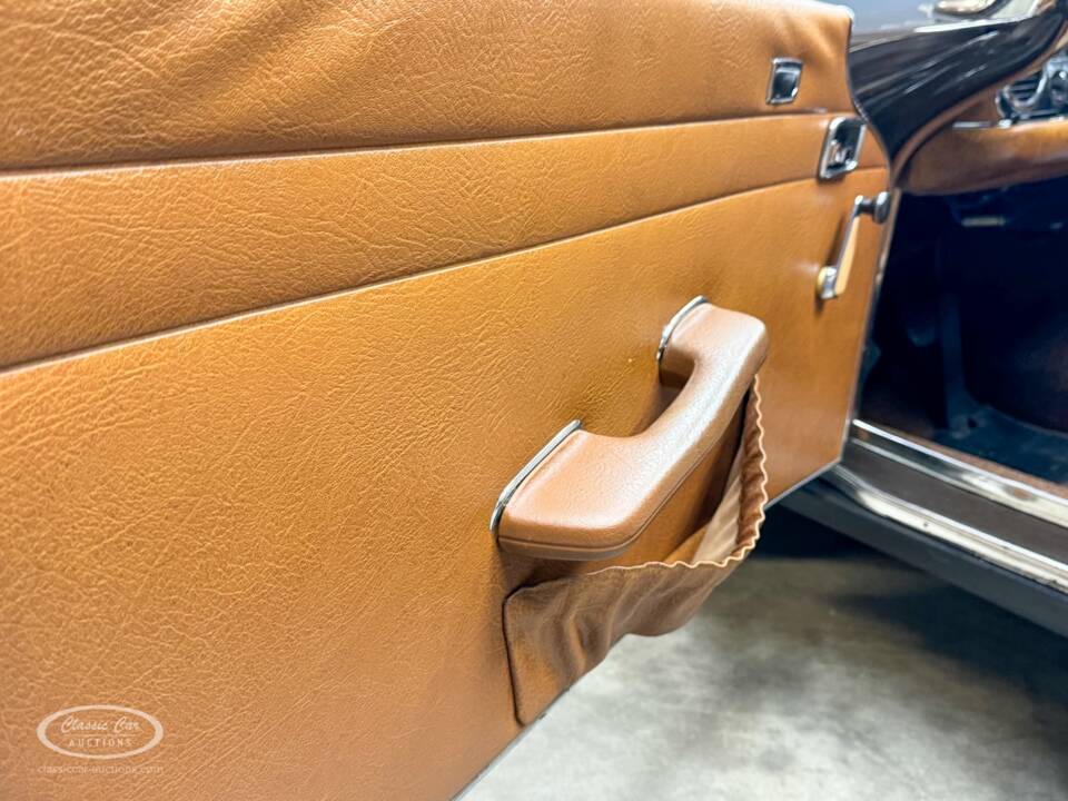 Image 7/38 of Mercedes-Benz 280 SL (1968)