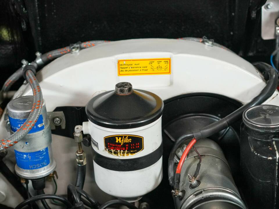 Image 32/50 of Porsche 356 A 1600 Speedster (1958)