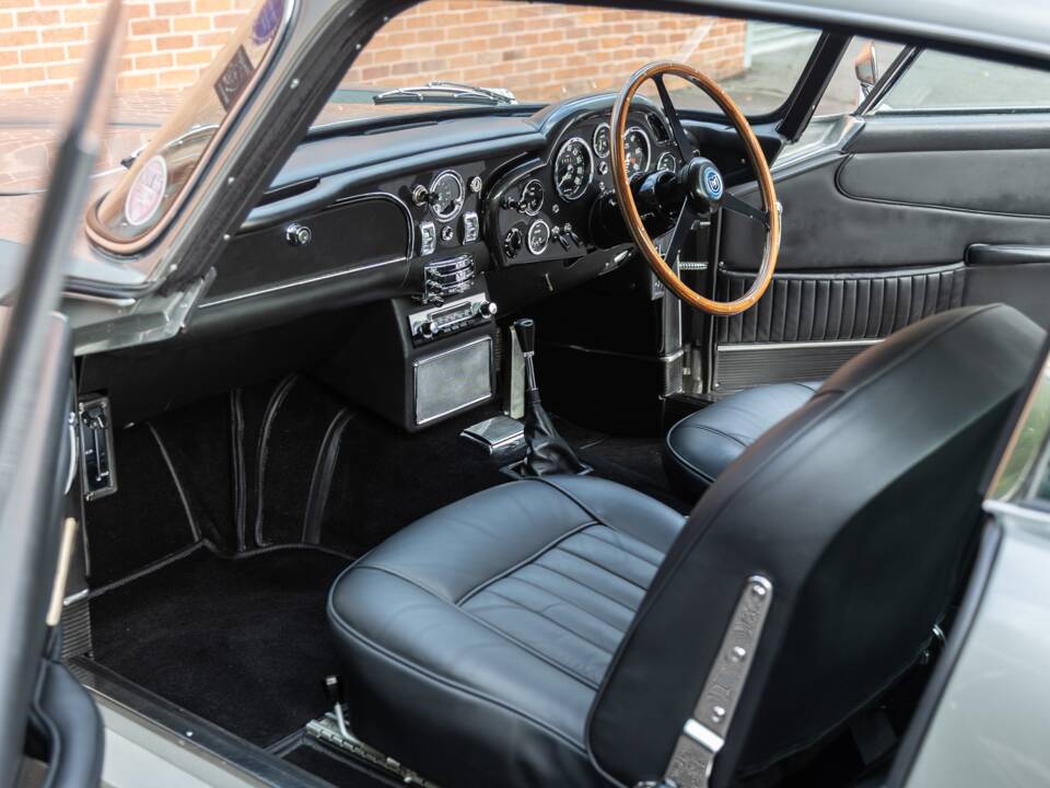 Bild 23/35 von Aston Martin DB 5 (1965)