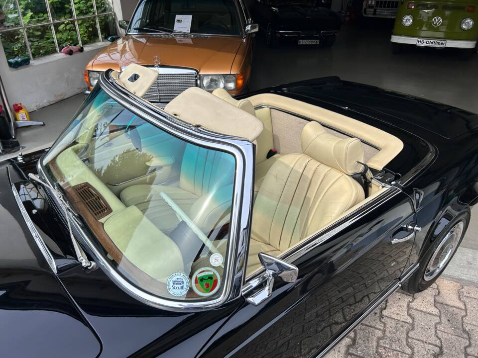 Bild 16/34 von Mercedes-Benz 280 SL (1969)