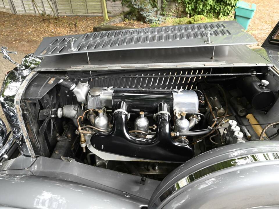 Image 37/50 of Alvis 4.3 Liter Saloon (1940)