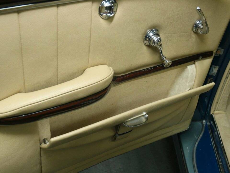 Afbeelding 11/50 van Mercedes-Benz 220 S Cabriolet (1957)