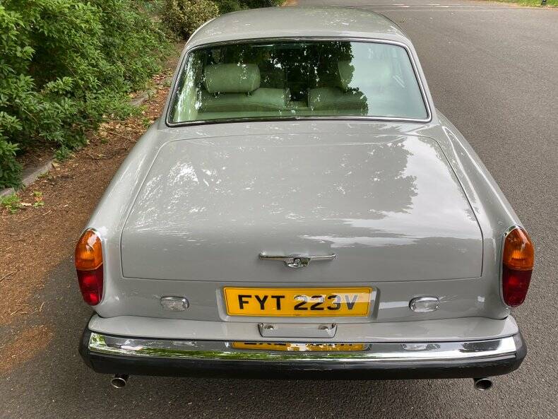 Bild 7/50 von Bentley Corniche (1980)