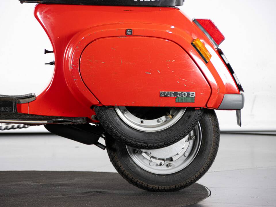 Image 24/43 de Piaggio Vespa PK 50 S (1982)
