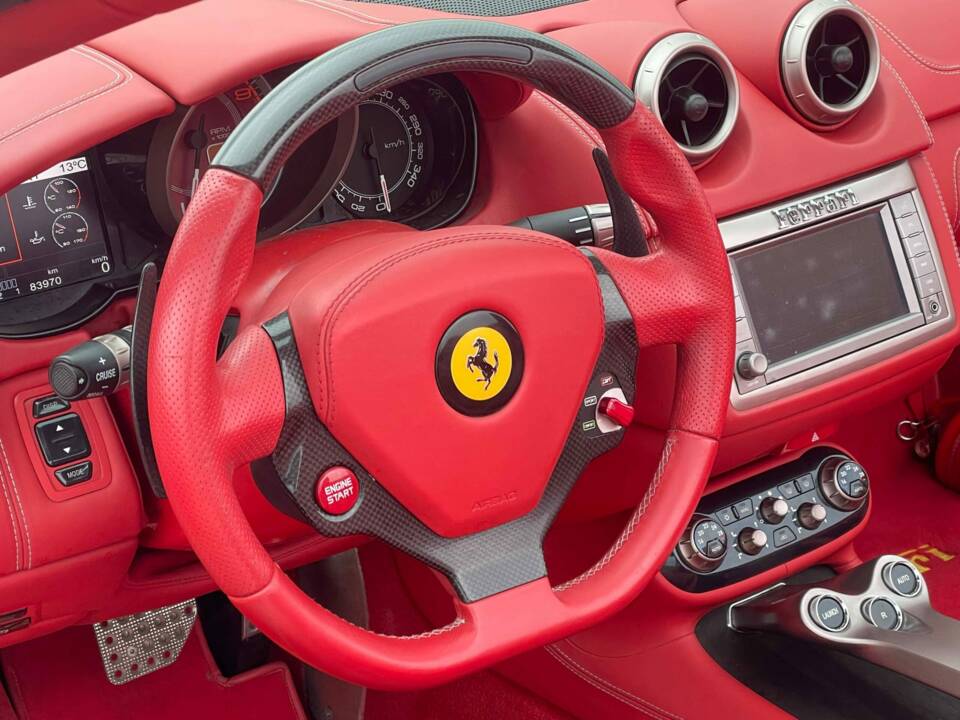 Image 4/5 of Ferrari California (2009)