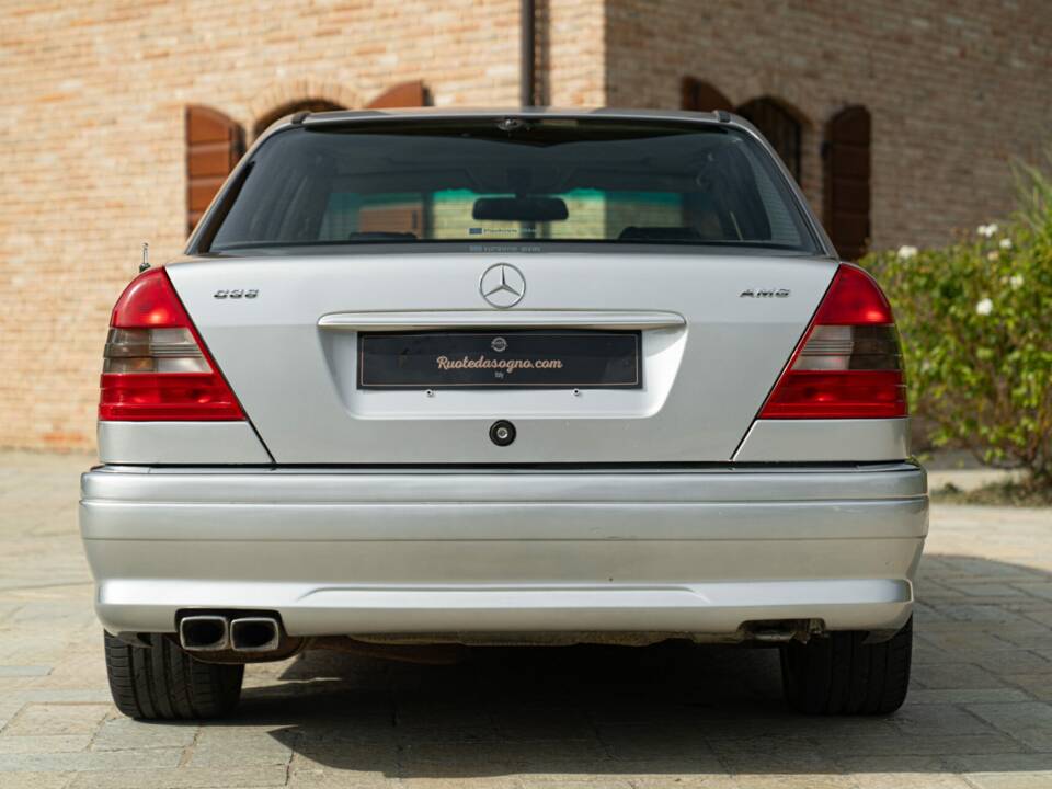Image 8/50 of Mercedes-Benz C 36 AMG (1995)