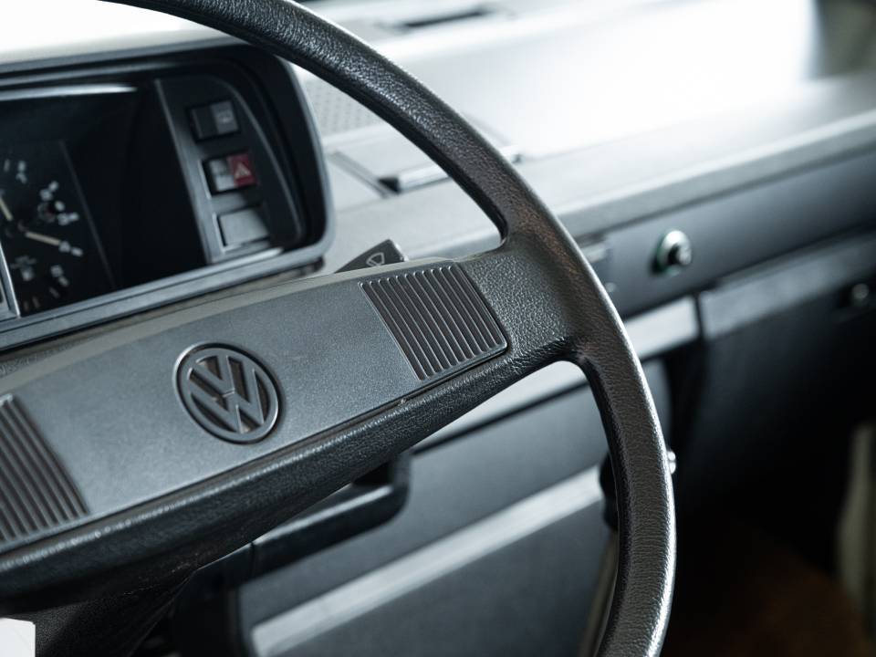 Bild 15/50 von Volkswagen Caravelle 1.7 d (1989)