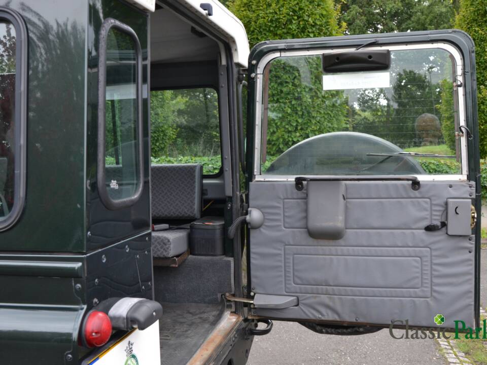Afbeelding 27/50 van Land Rover Defender 110 Td5 (2000)