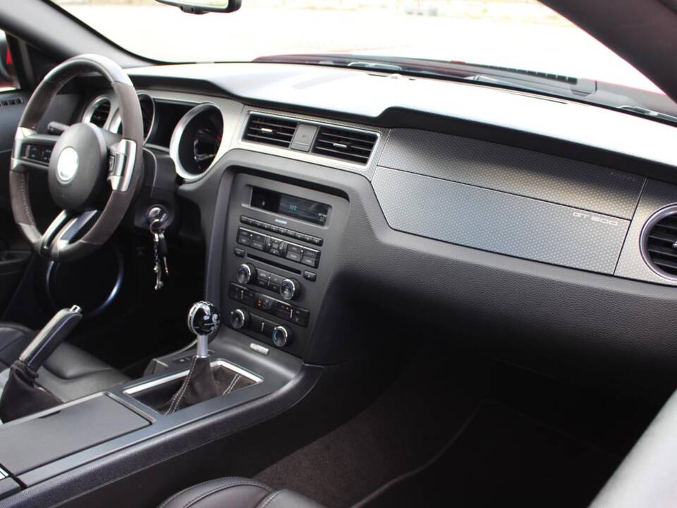 Afbeelding 15/29 van Ford Mustang Shelby GT 500 (2011)