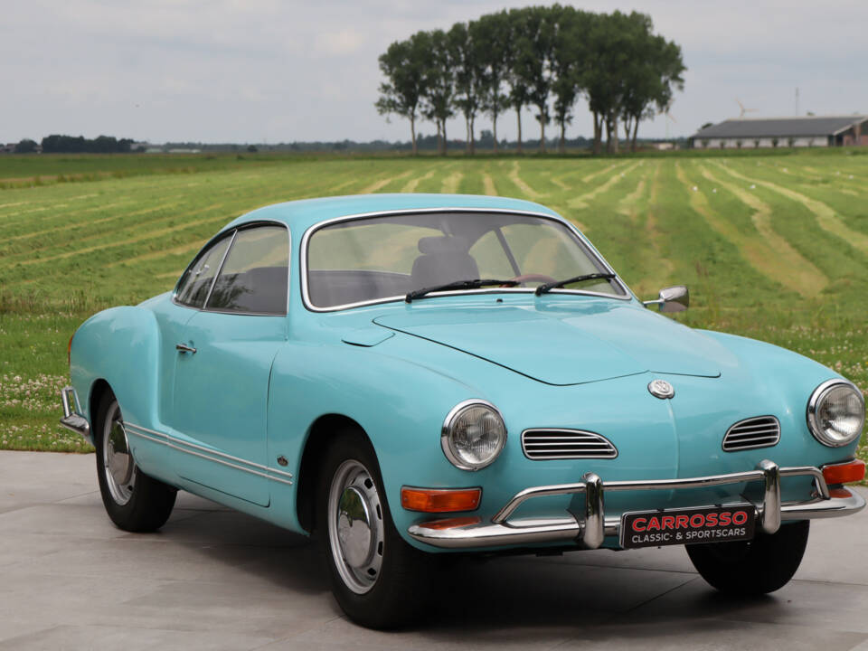 Image 47/50 of Volkswagen Karmann Ghia 1600 (1970)