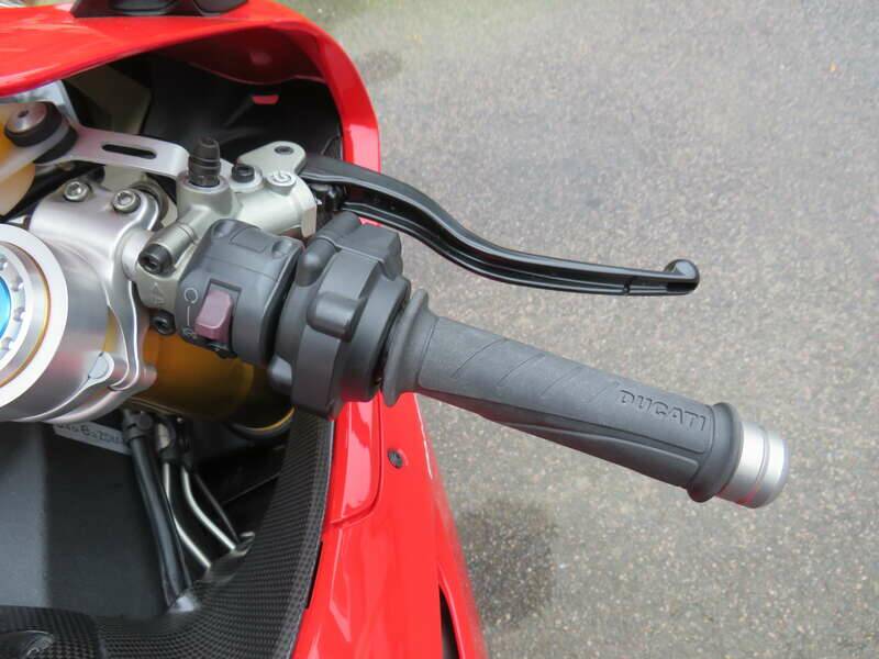 Bild 14/49 von Ducati DUMMY (2017)