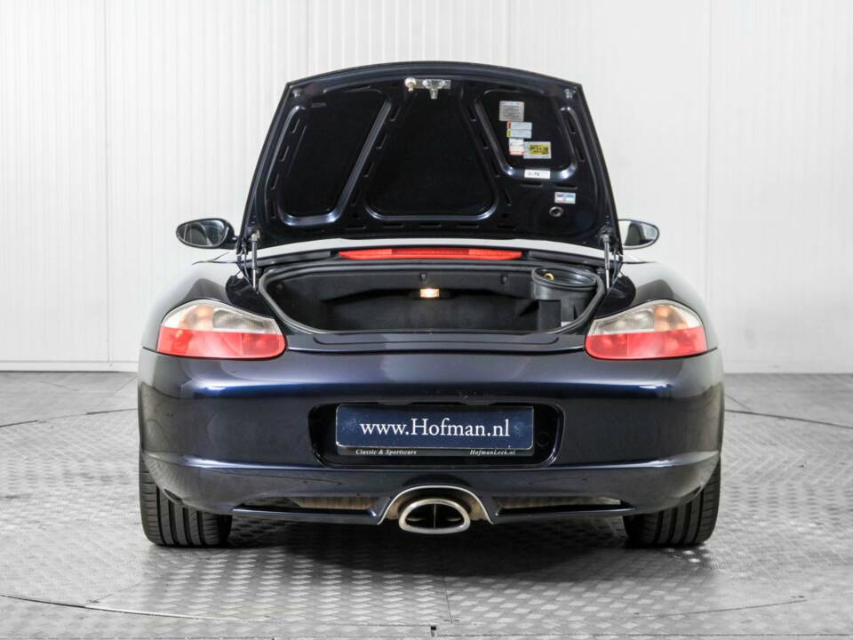 Image 38/50 of Porsche Boxster (2005)