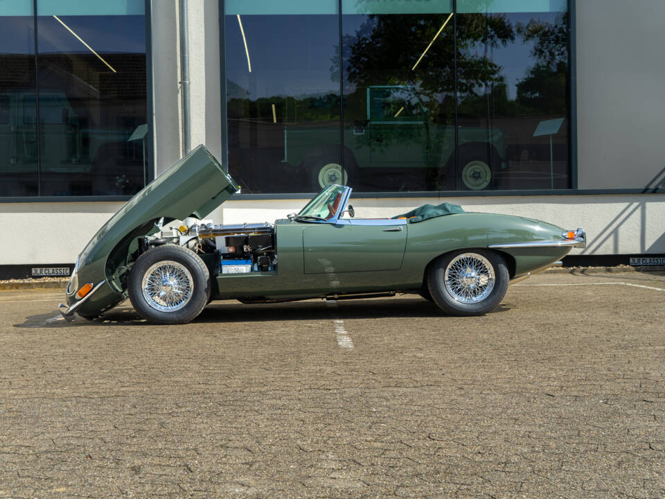 Afbeelding 31/33 van Jaguar E-Type 4.2 (1967)