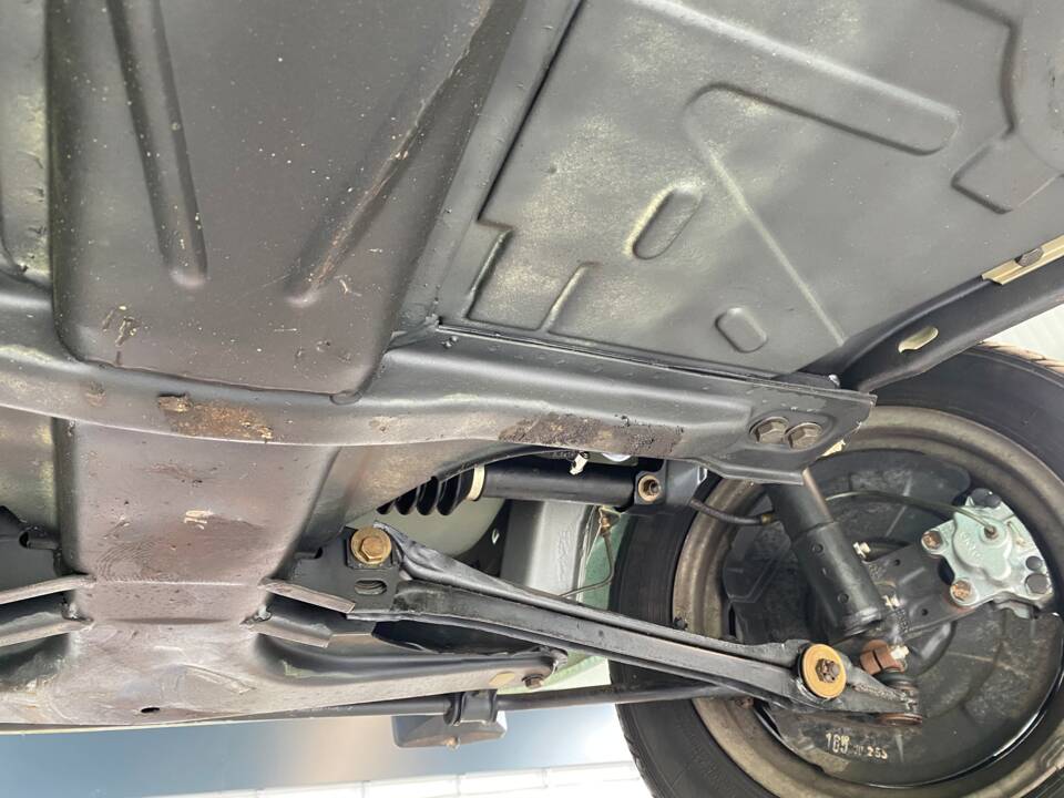 Image 50/96 of Volkswagen Beetle 1303 (1980)