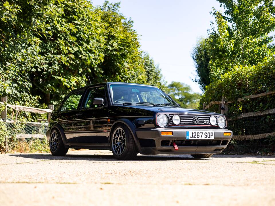 Bild 17/50 von Volkswagen Golf II GTi 1.8 (1991)