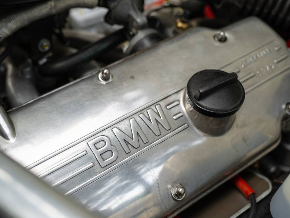 Immagine 70/76 di BMW 2000 (1971)
