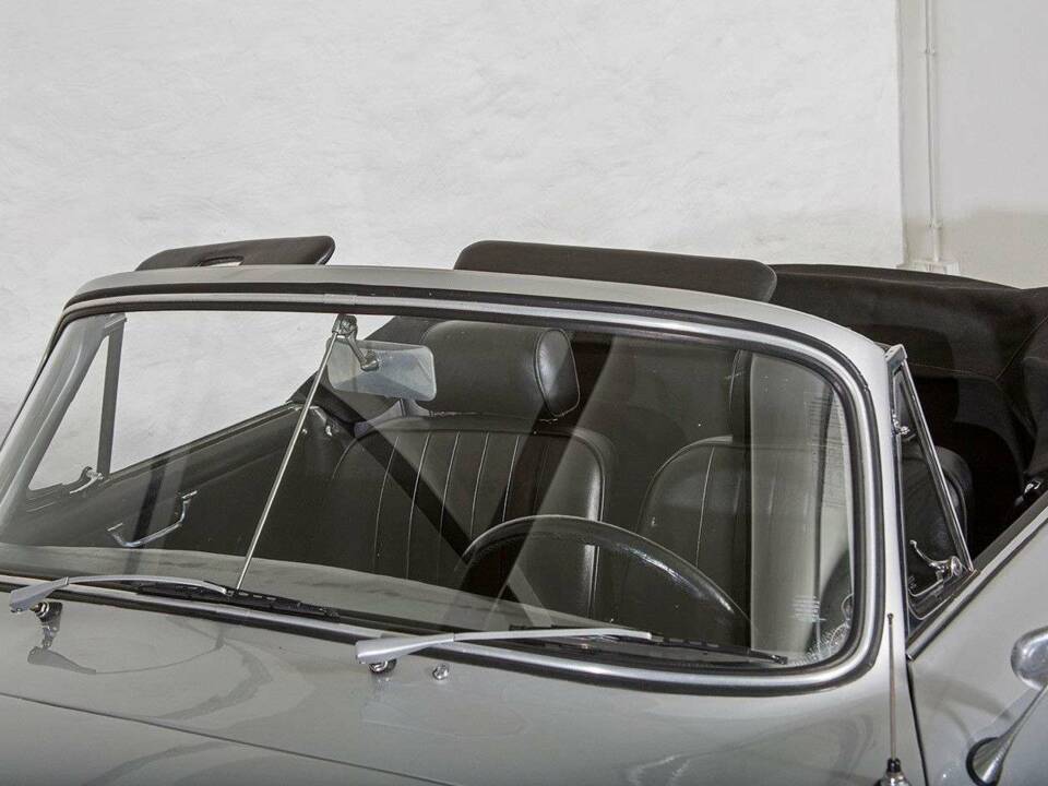 Afbeelding 8/34 van Porsche 356 B 1600 Super (1960)