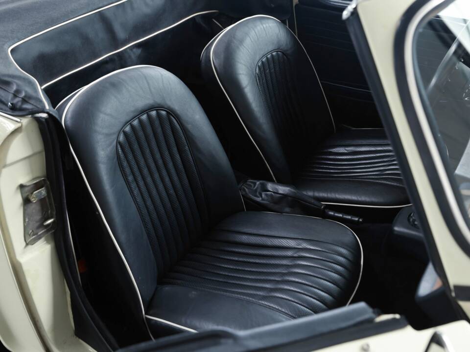 Bild 29/44 von Triumph TR 250 (1968)