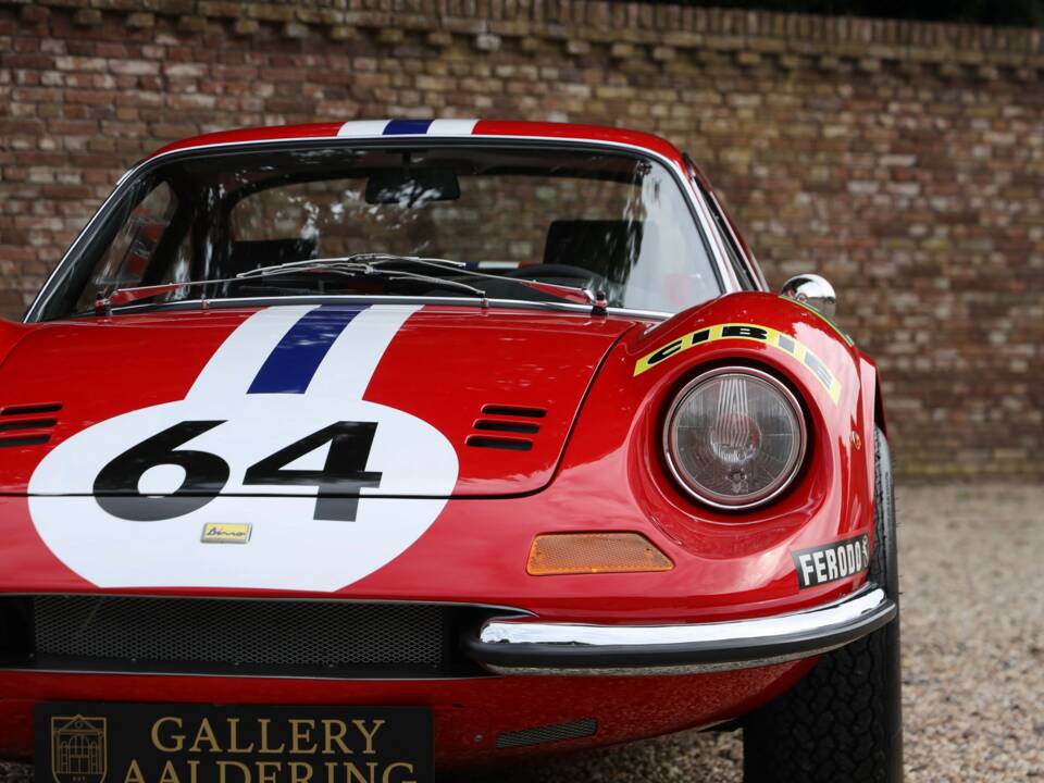 Immagine 36/50 di Ferrari Dino 246 GT (1971)