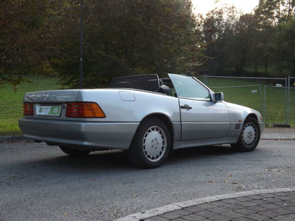 Bild 46/50 von Mercedes-Benz SL 280 (1995)