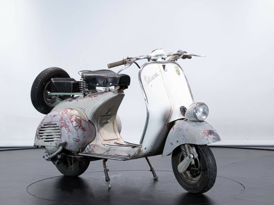 Immagine 4/50 di Piaggio Vespa 125 (1954)