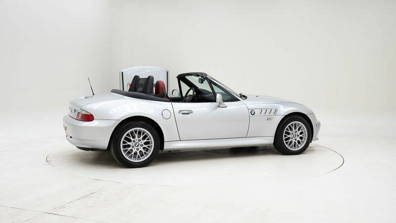 Bild 3/15 von BMW Z3 2.2i (2001)
