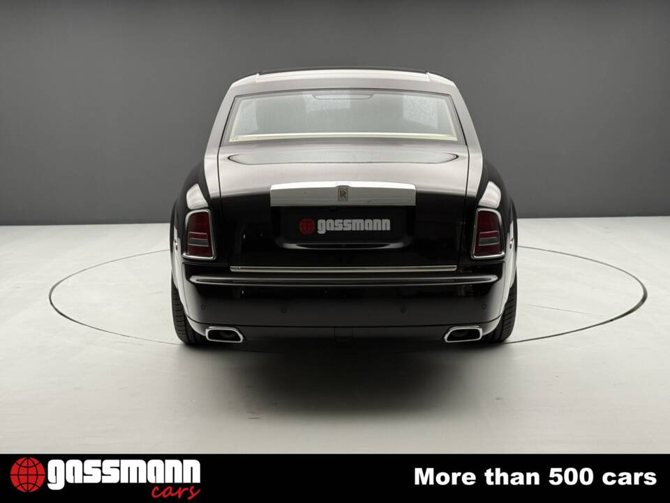 Image 5/15 of Rolls-Royce Phantom VII (2013)