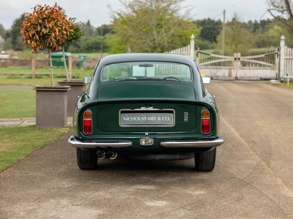 Afbeelding 22/50 van Aston Martin DB 6 (1967)