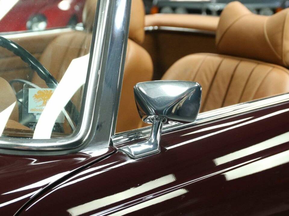 Bild 48/50 von Mercedes-Benz 280 SL (1971)