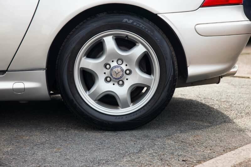 Afbeelding 15/50 van Mercedes-Benz SLK 230 Kompressor (2000)