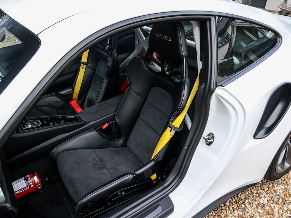 Afbeelding 38/43 van Porsche 911 GT3 RS (2015)