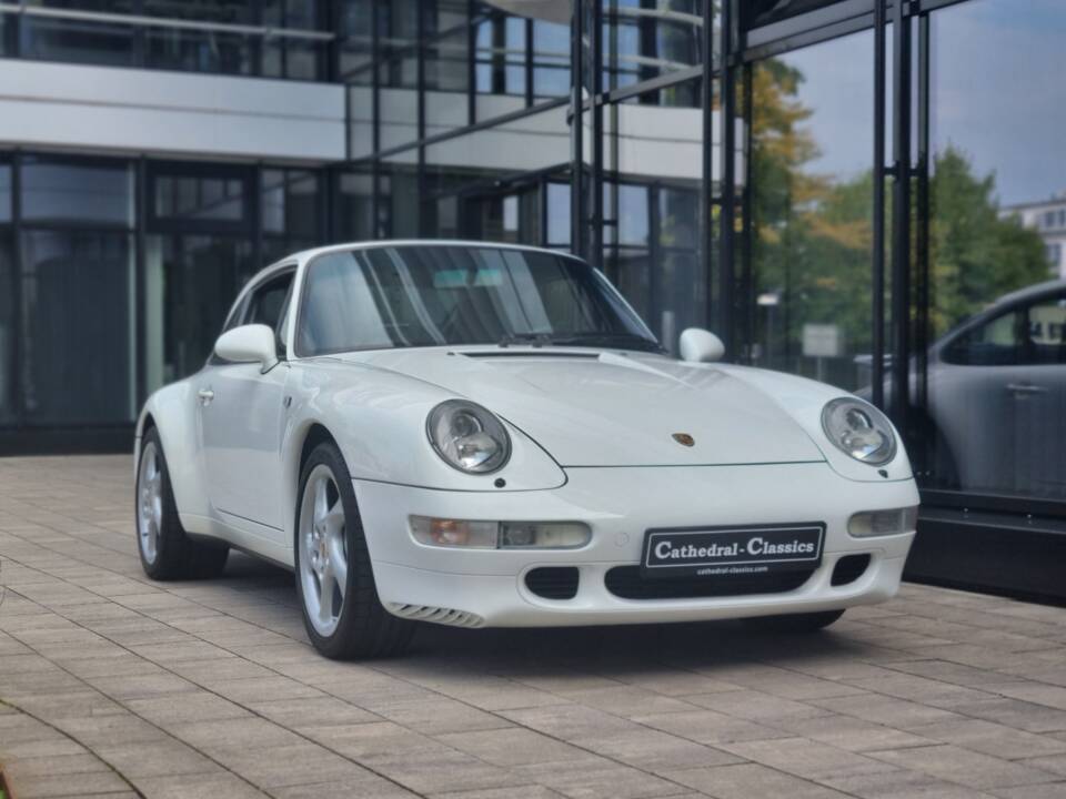Image 11/45 of Porsche 911 Carrera 4 (1995)