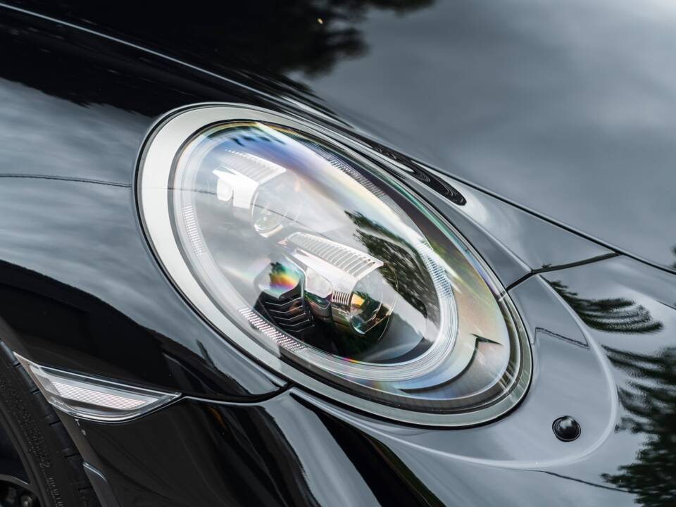 Afbeelding 51/52 van Porsche 911 GT3 (2017)