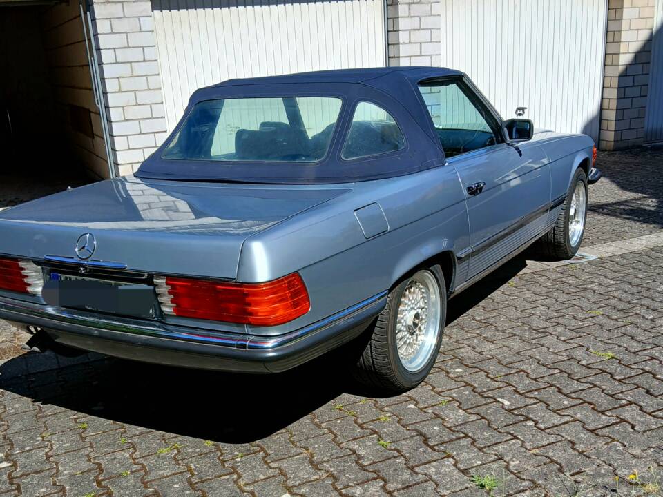 Image 3/26 of Mercedes-Benz 380 SL (1981)