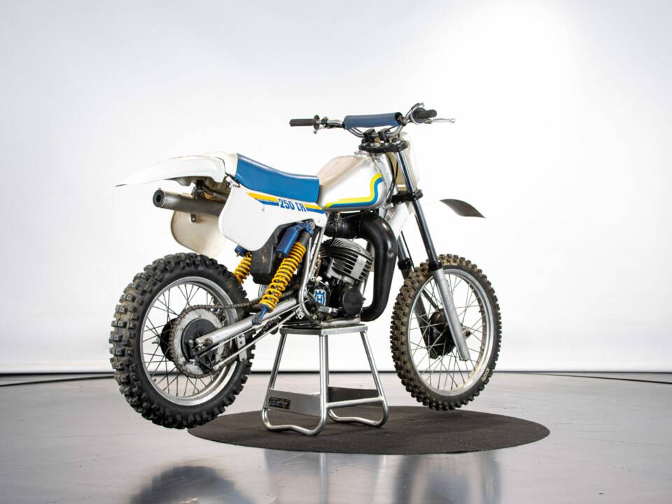 Immagine 4/48 di Husqvarna CR 250 (1983)