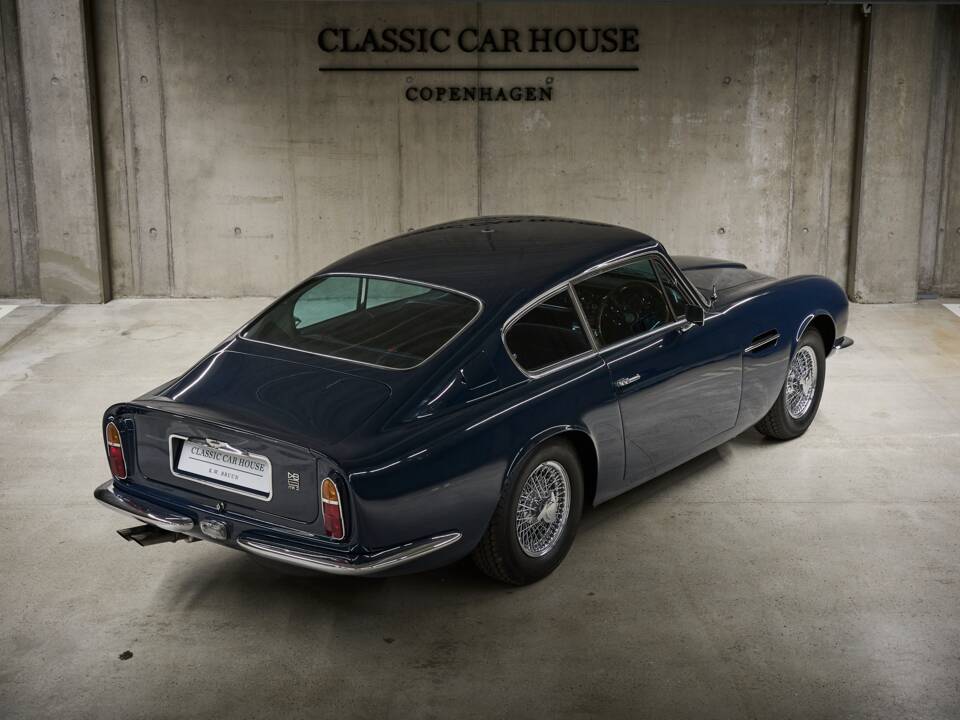 Afbeelding 22/60 van Aston Martin DB 6 (1968)