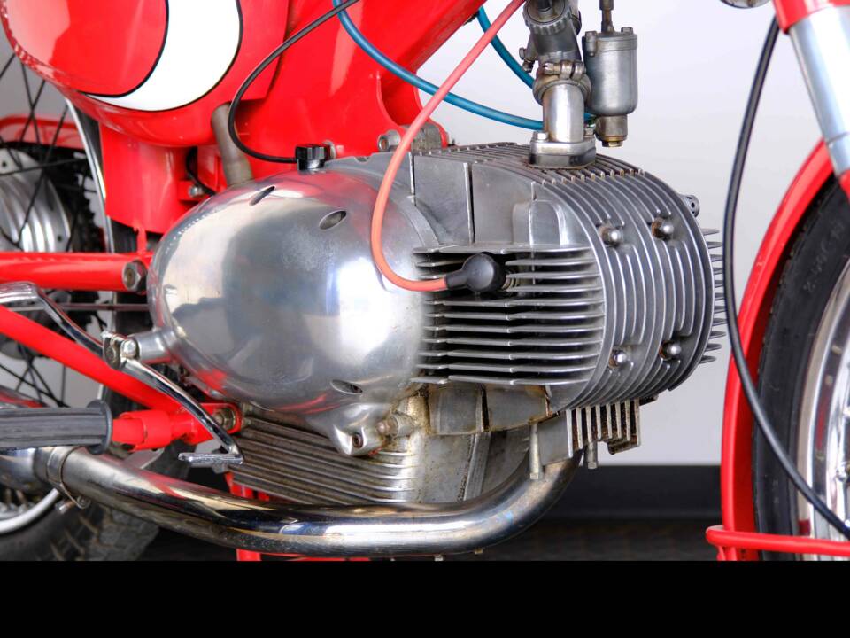 Afbeelding 16/60 van Motobi Imperiale Sport (1969)