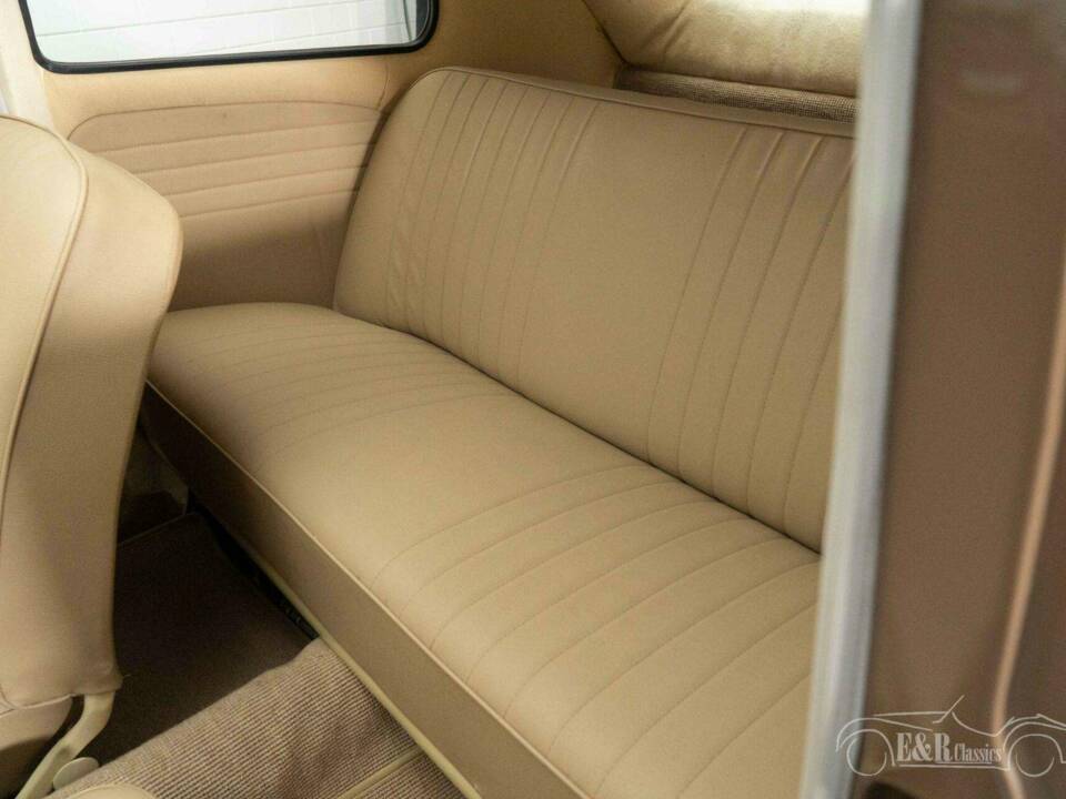 Bild 8/19 von Volkswagen Käfer 1200 Export "Ovali" (1957)