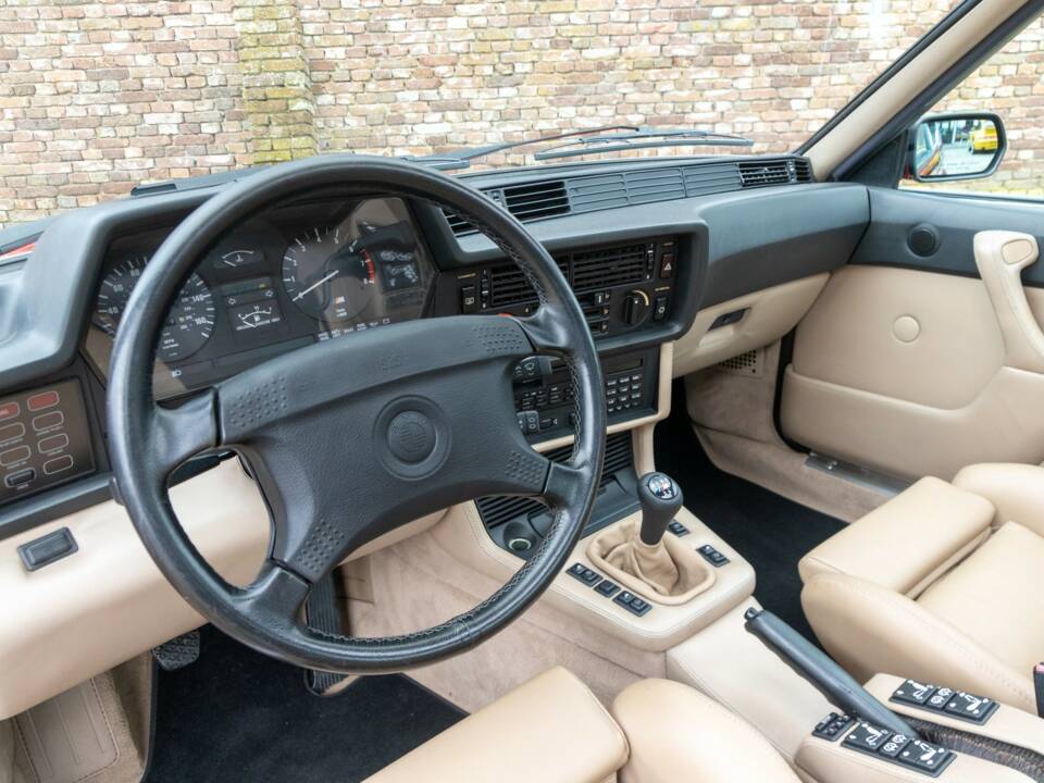 Bild 32/50 von BMW M6 (1988)