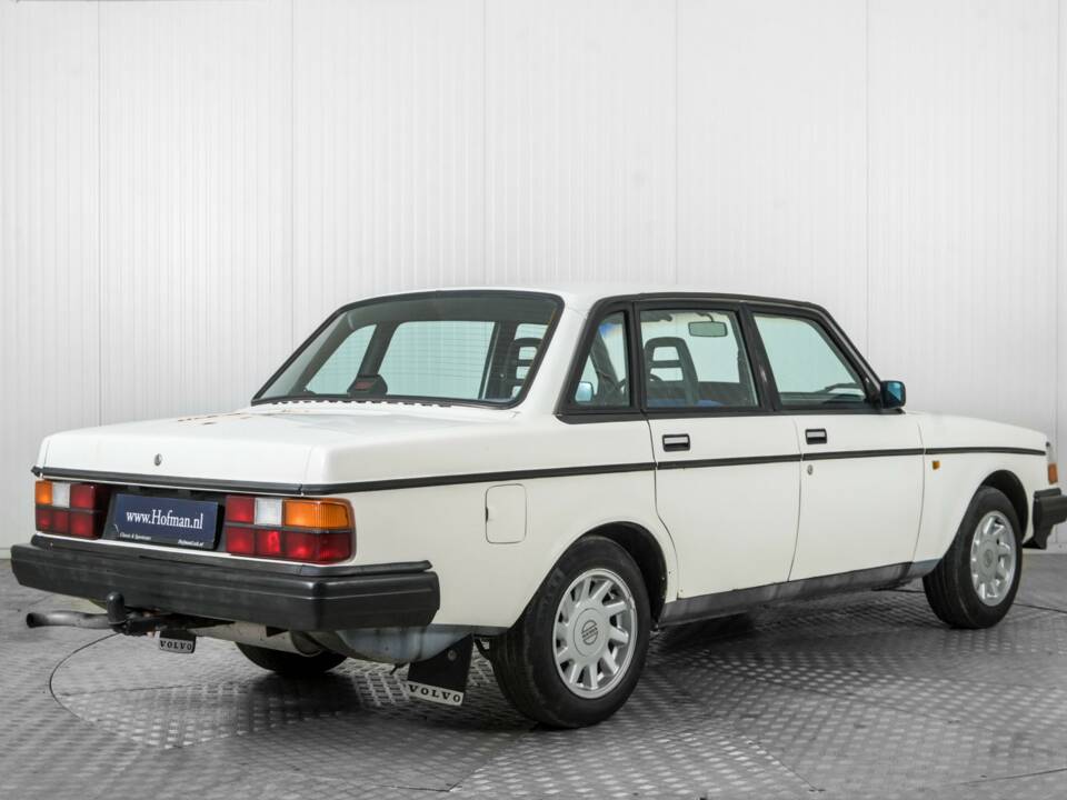 Imagen 2/50 de Volvo 244 GL D (1984)