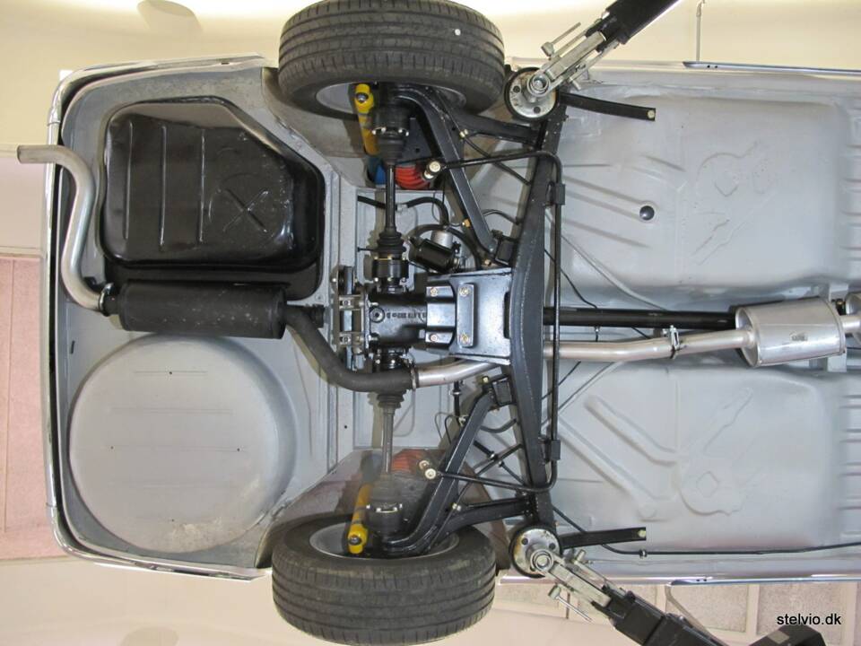 Bild 42/53 von BMW 2002 tii (1974)