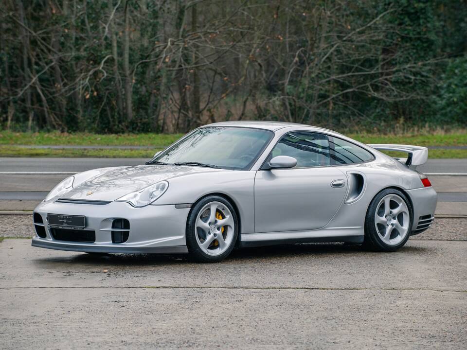 Imagen 3/25 de Porsche 911 GT2 Clubsport (2001)