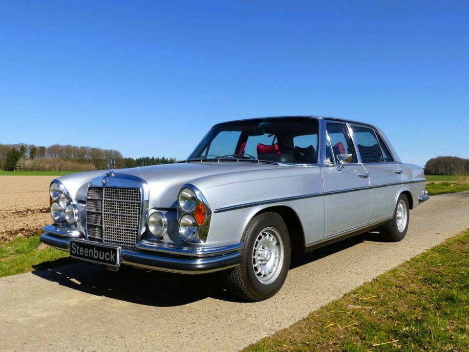 Mercedes-Benz 300 SEL 6.3 Limousine (W 109) 1971