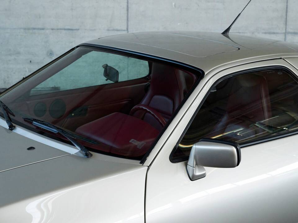 Image 6/50 of Porsche 928 GT (1989)