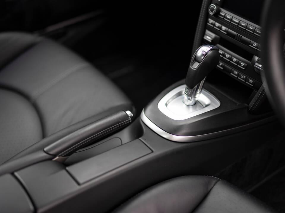 Immagine 23/25 di Porsche 911 Carrera GTS (2011)